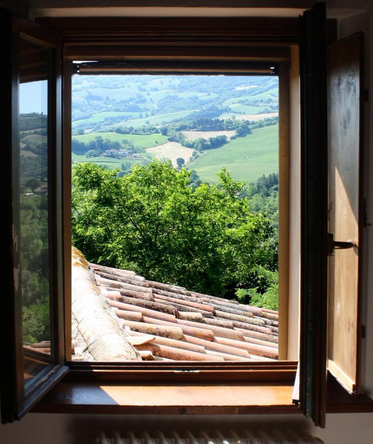 Country House Ca' Vernaccia Guest House Urbino Eksteriør bilde