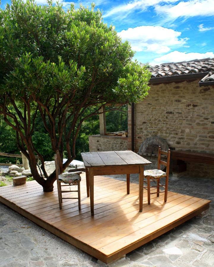 Country House Ca' Vernaccia Guest House Urbino Eksteriør bilde