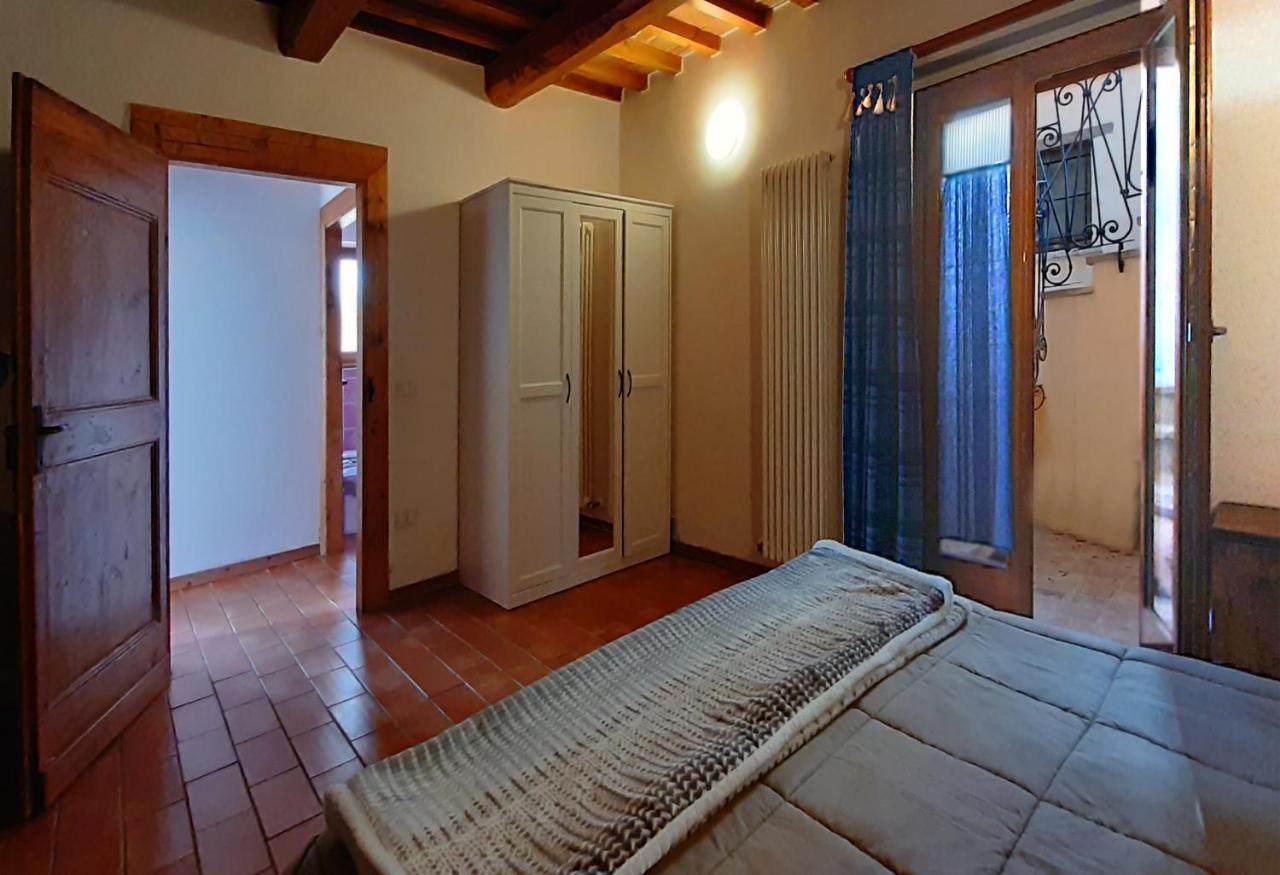 Country House Ca' Vernaccia Guest House Urbino Eksteriør bilde
