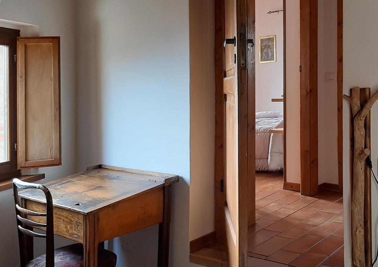 Country House Ca' Vernaccia Guest House Urbino Eksteriør bilde