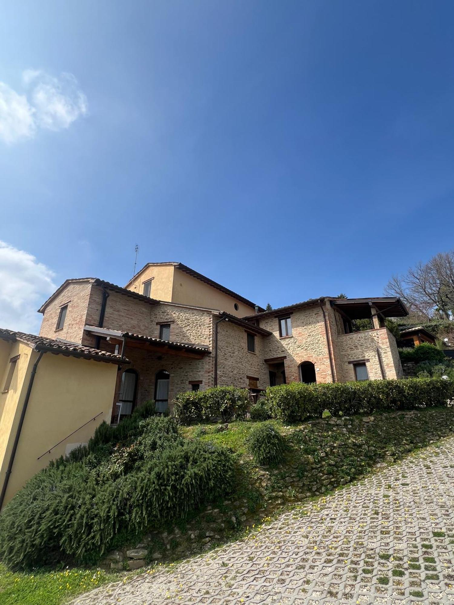 Country House Ca' Vernaccia Guest House Urbino Eksteriør bilde